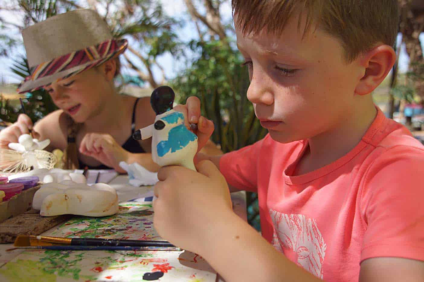 Serenas art factory_2 Curaçao met kinderen