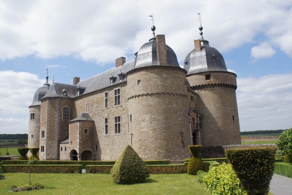 kastelen-ardennen-Chateau-de-Lavaux-Saint-Anne