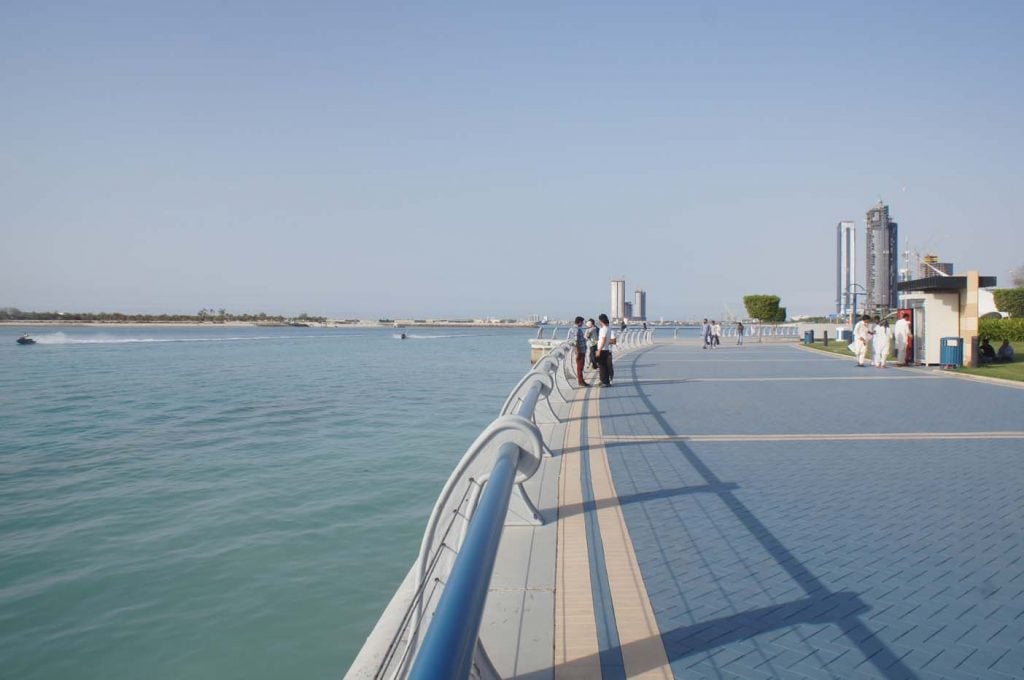 Abu dhabi corniche