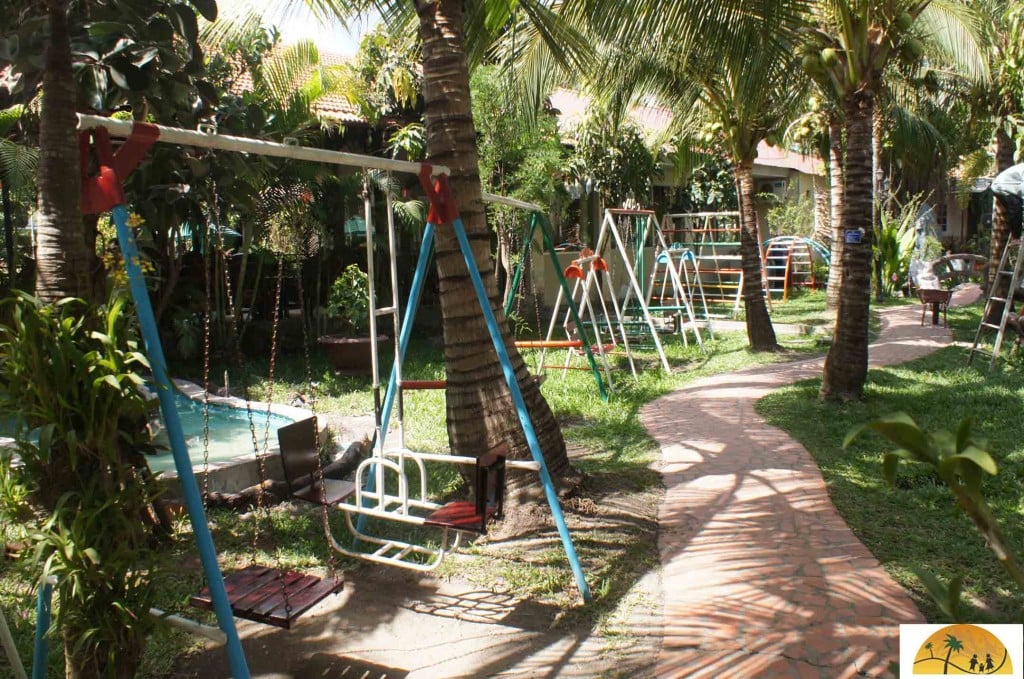Speeltuin bij ons hotel in Vietnam