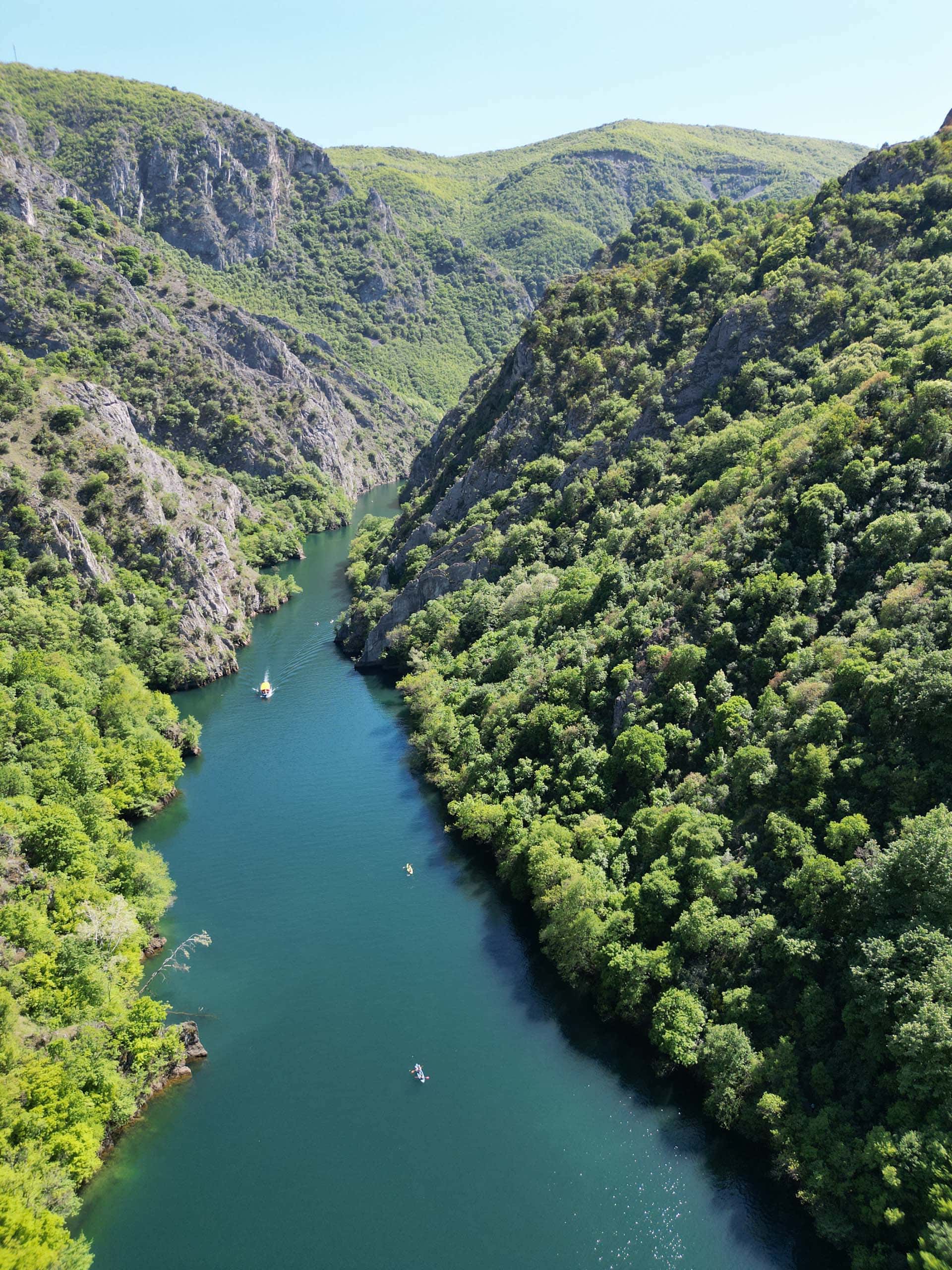 Matka Canyon met kinderen Matka Canyon met kinderen