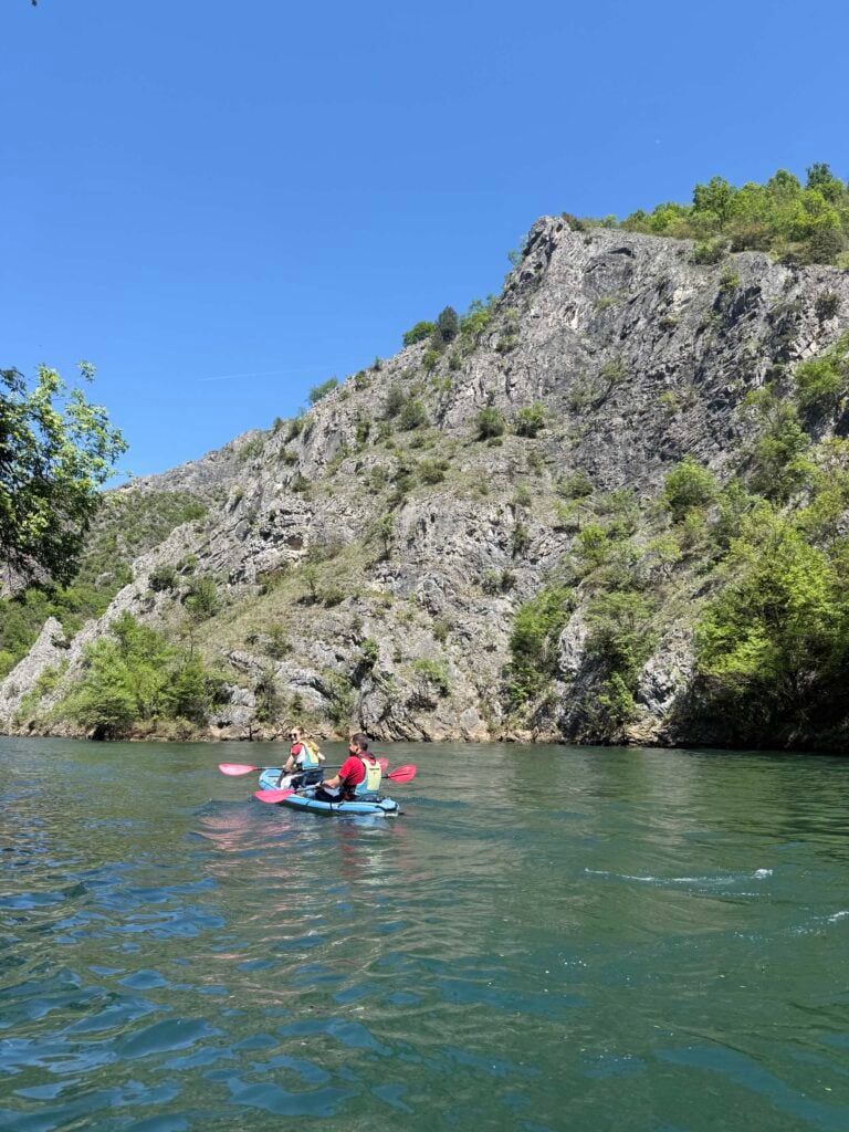 Matka Canyon met kinderen