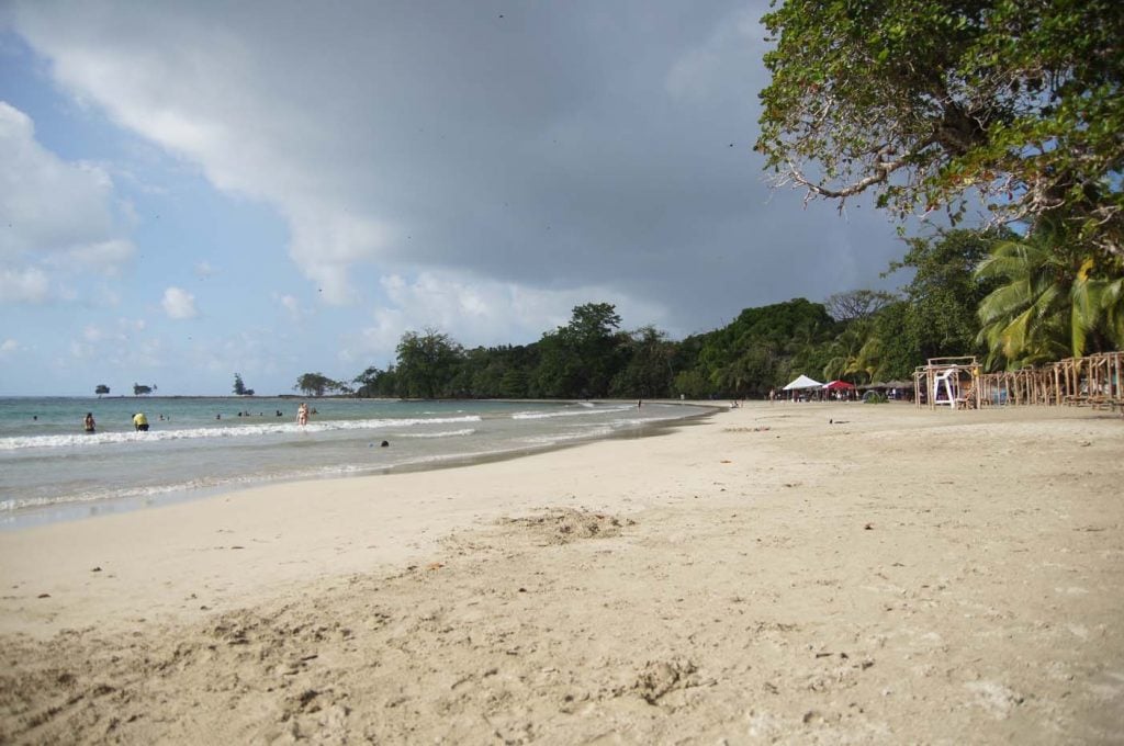 Playa La Angosta