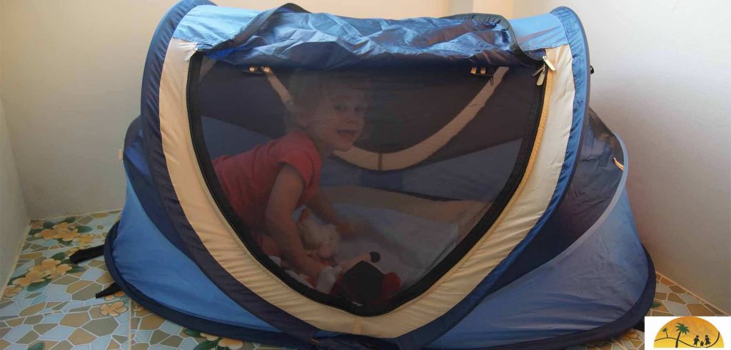 deryan travel cot baby