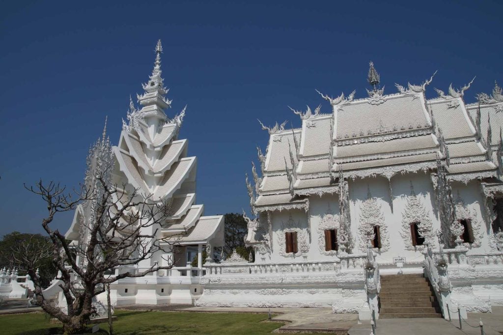 witte tempel chiang mai thailand