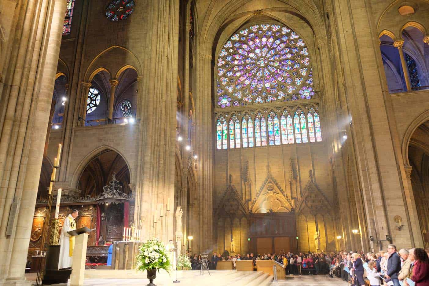 notre-dame-parijs-met-kinderen