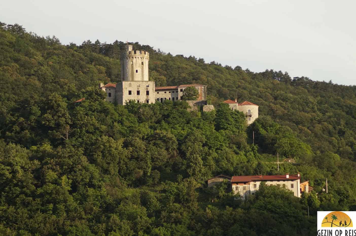 branik kasteel slovenie