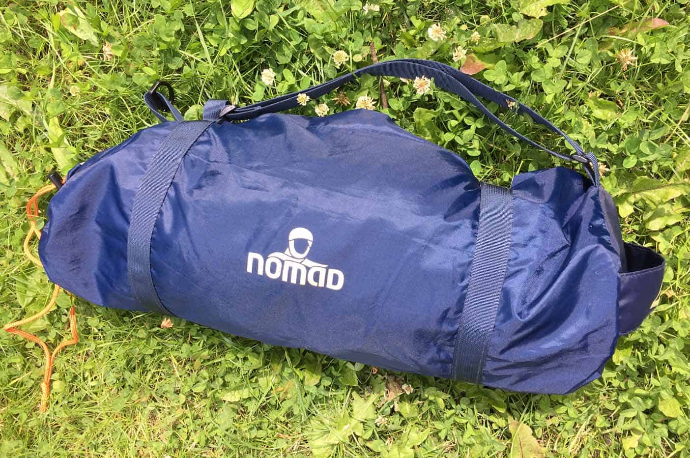 Raak verstrikt Verschuiving heerlijkheid Review: Nomad kids travel bed - Gezin op Reis