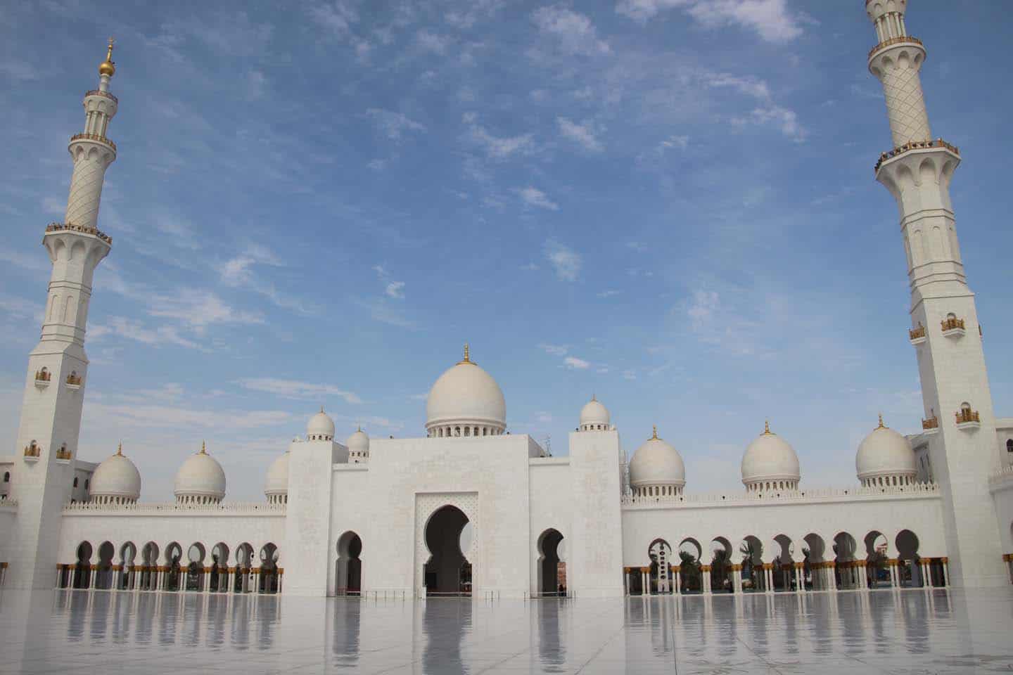 oman met kinderen