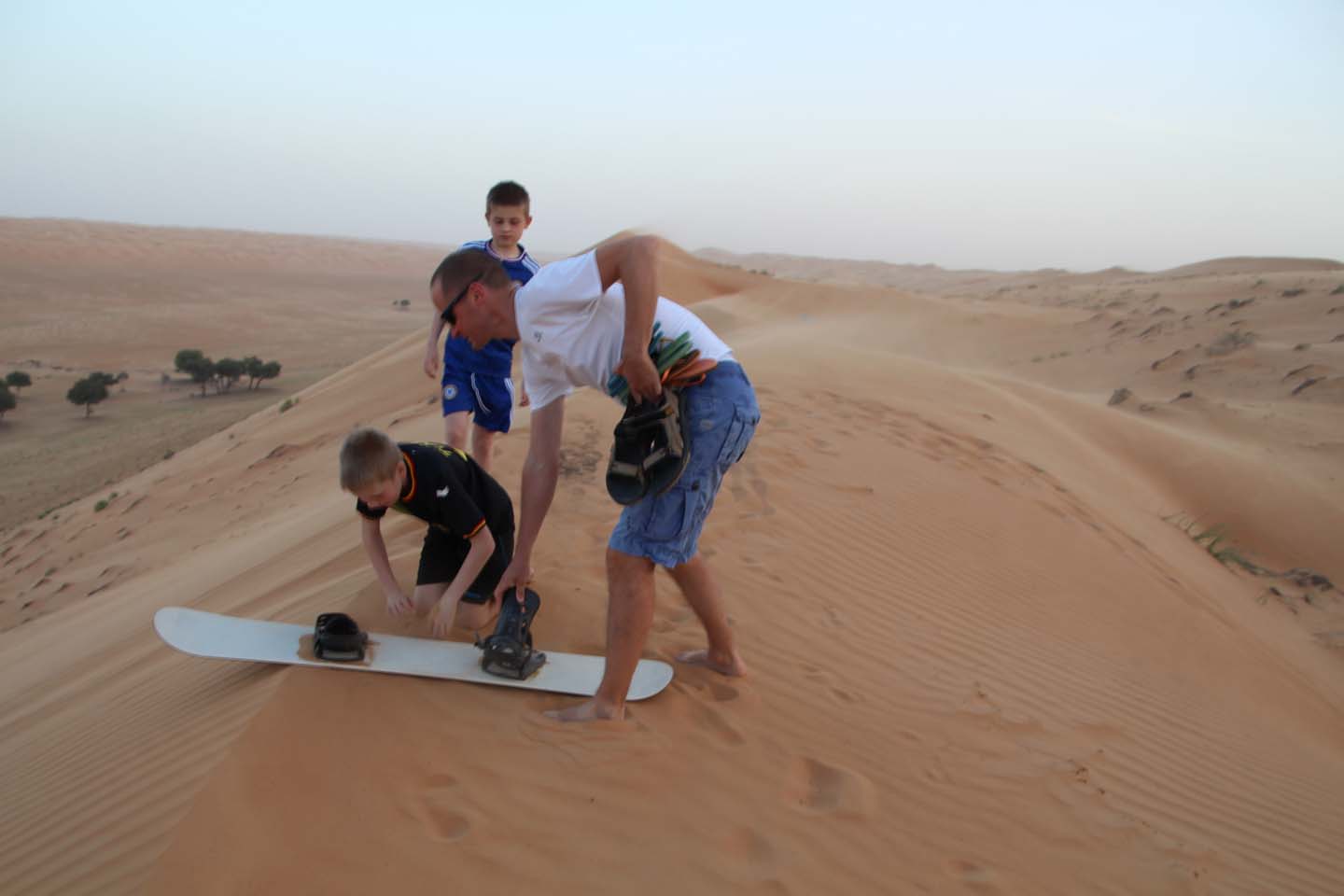 oman met kinderen