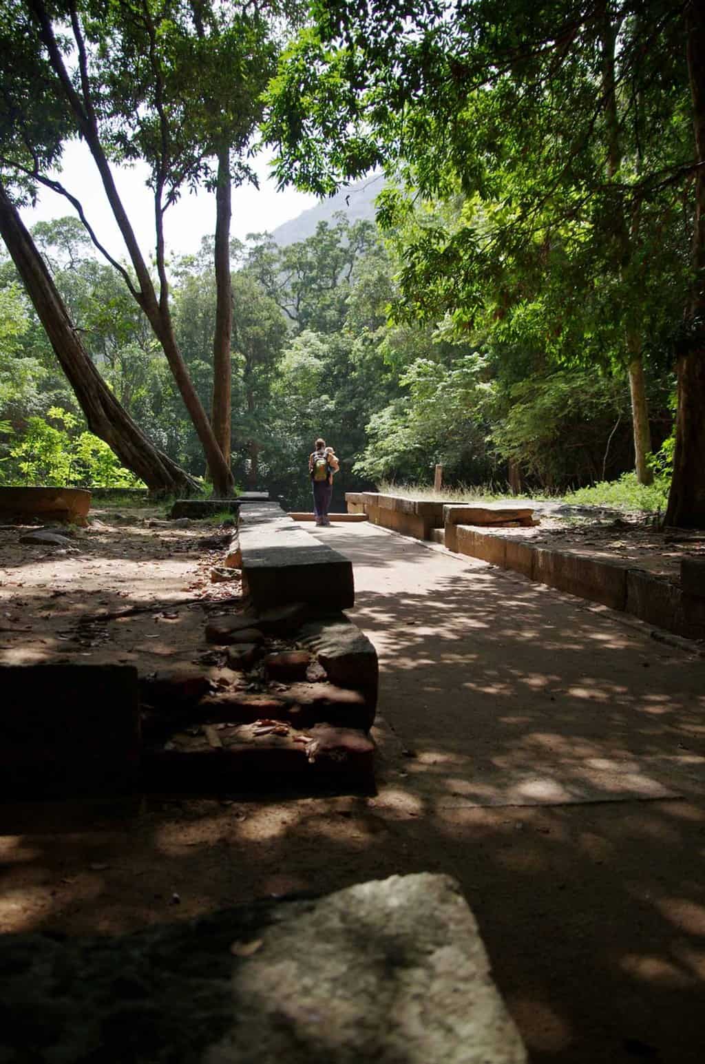 Anuradhapura sri lanka Ritigala 