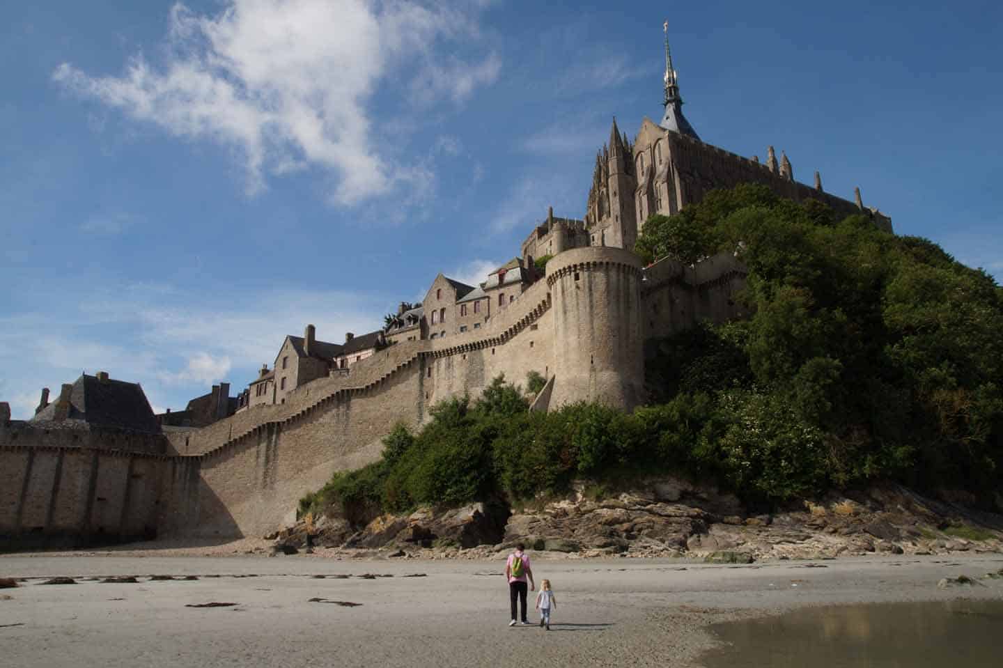 mt saint michel met kind