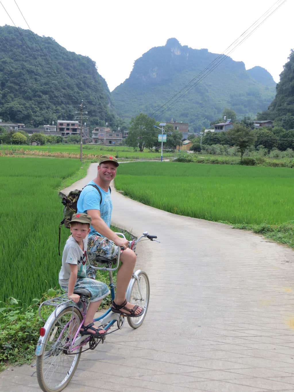 fietsen en vlot varen yangshou