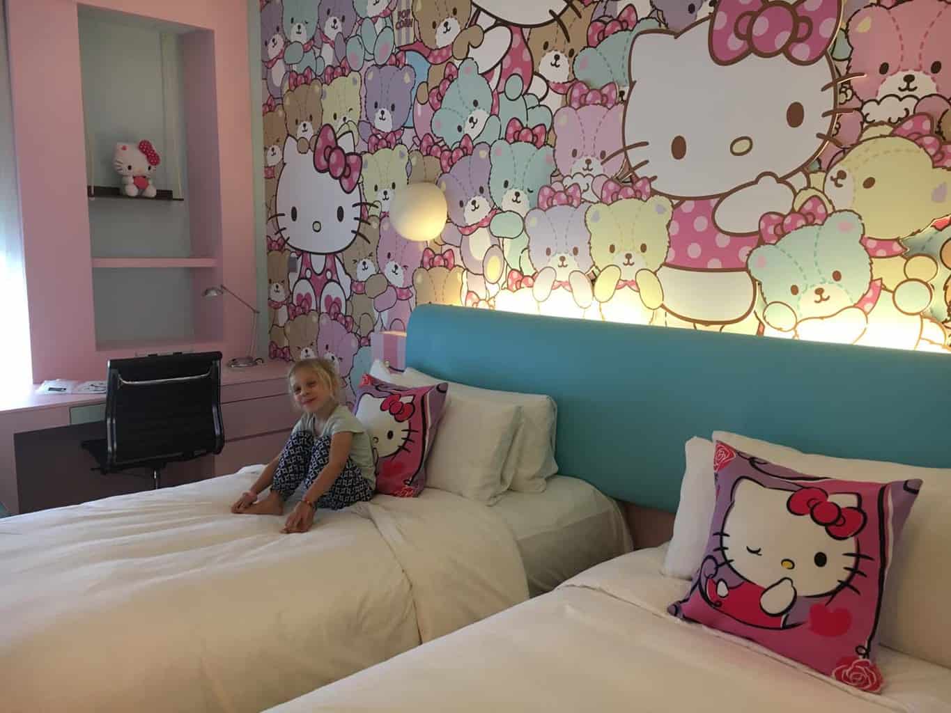 Hotel Jen Puteri Harbour hello kitty room