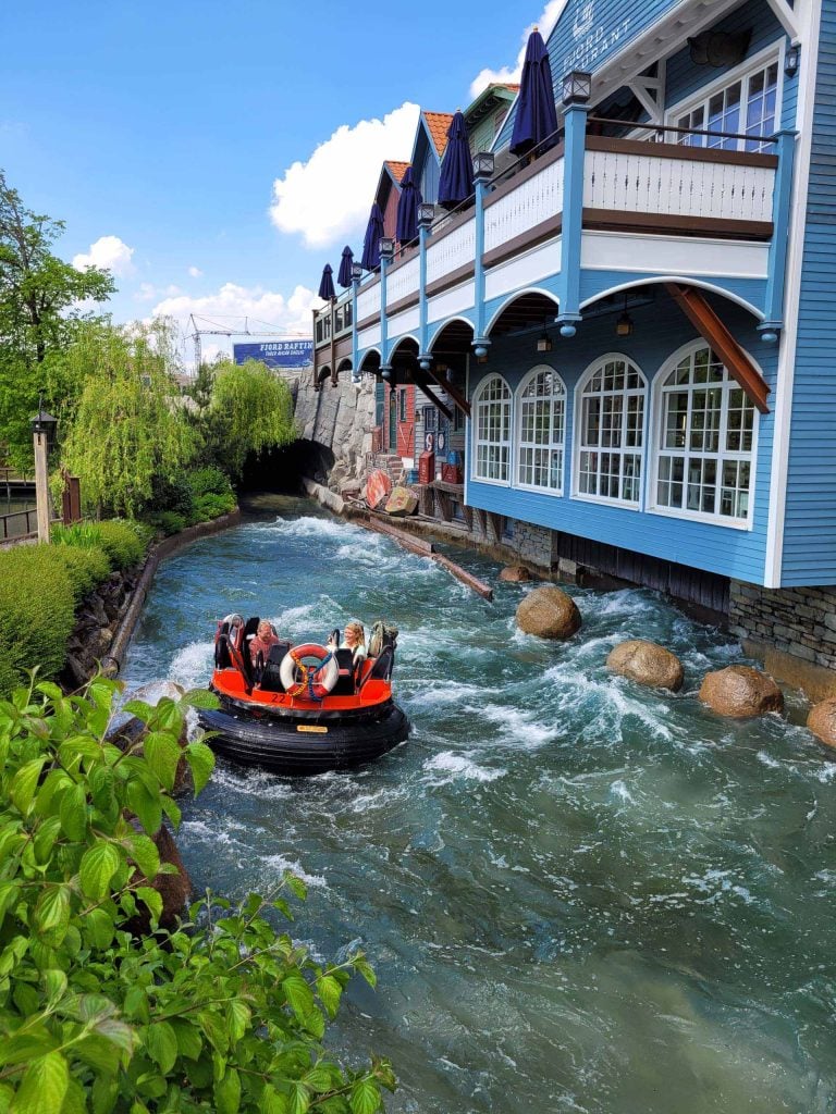 Europa park fjord rafting