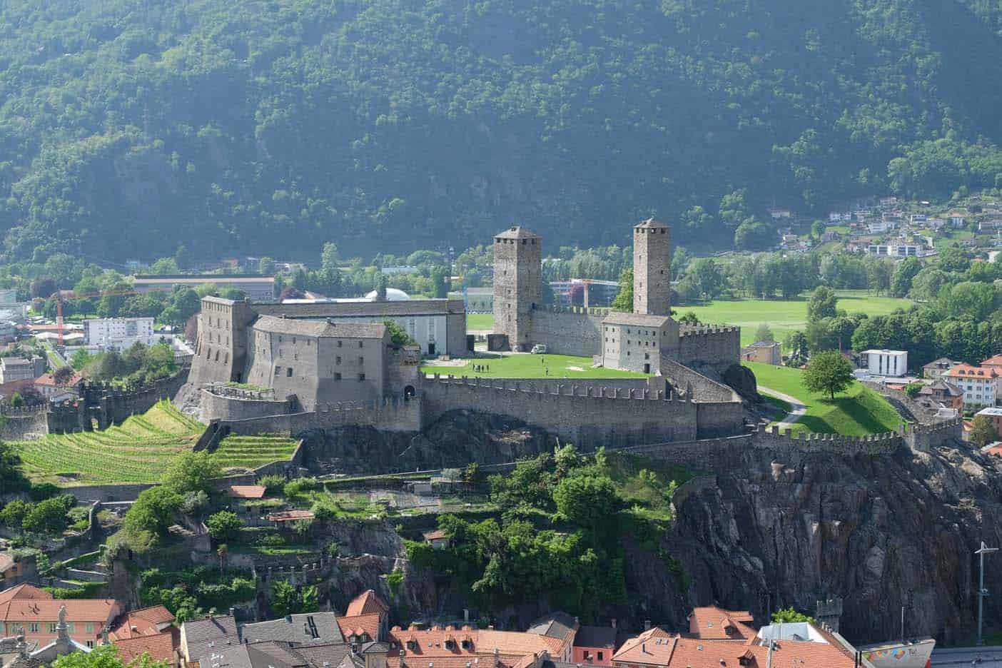 Castlegrande bellinzona kasteel