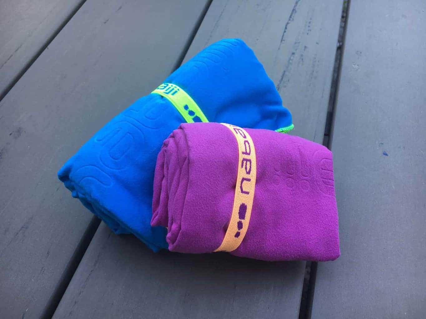 Microvezel handdoek Decathlon ideaal voor vakantie! - Gezin op Reis