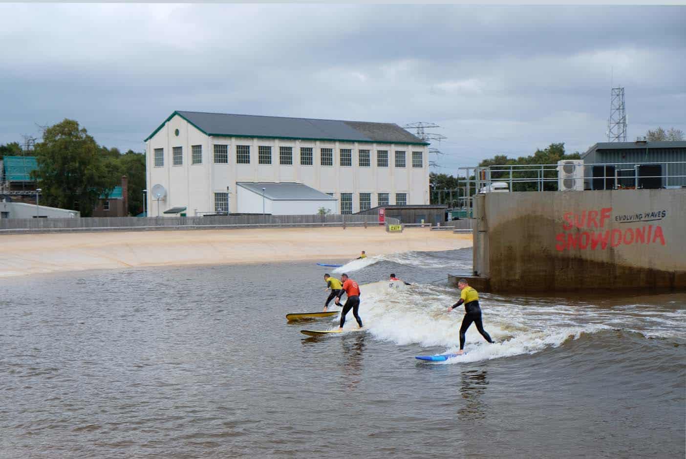 wales surfsnowdonia