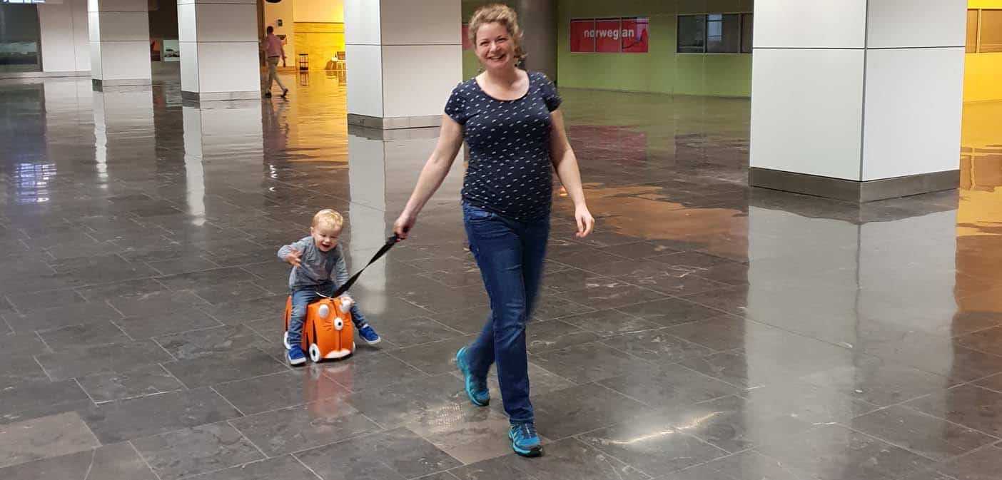 speelplaats Minister Dwars zitten De plus- en minpunten van de Trunki kinderkoffer - Gezin op Reis