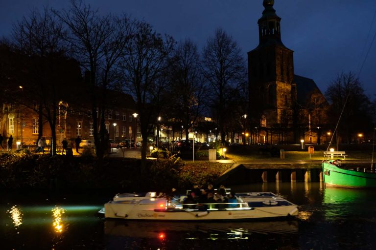 Kerstmarkt in Nordhorn, met bezoek aan de dierentuin Gezin op Reis