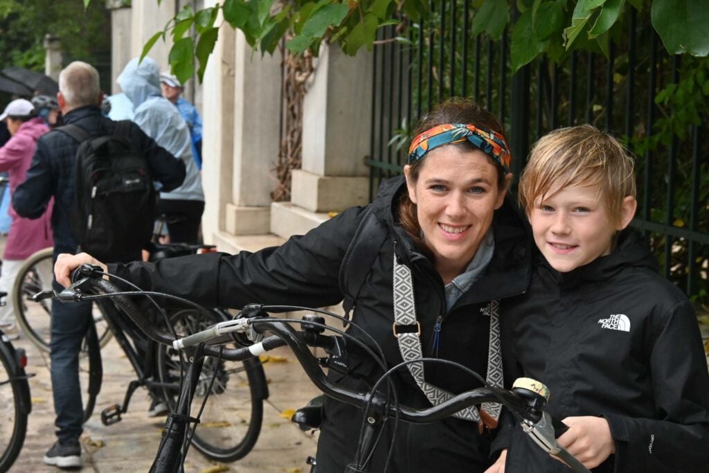 athene met kinderen bajabikes