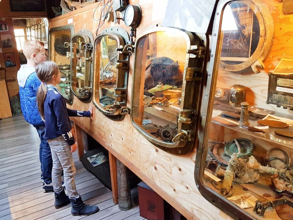 terschelling met kinderen wrakkenmuseum