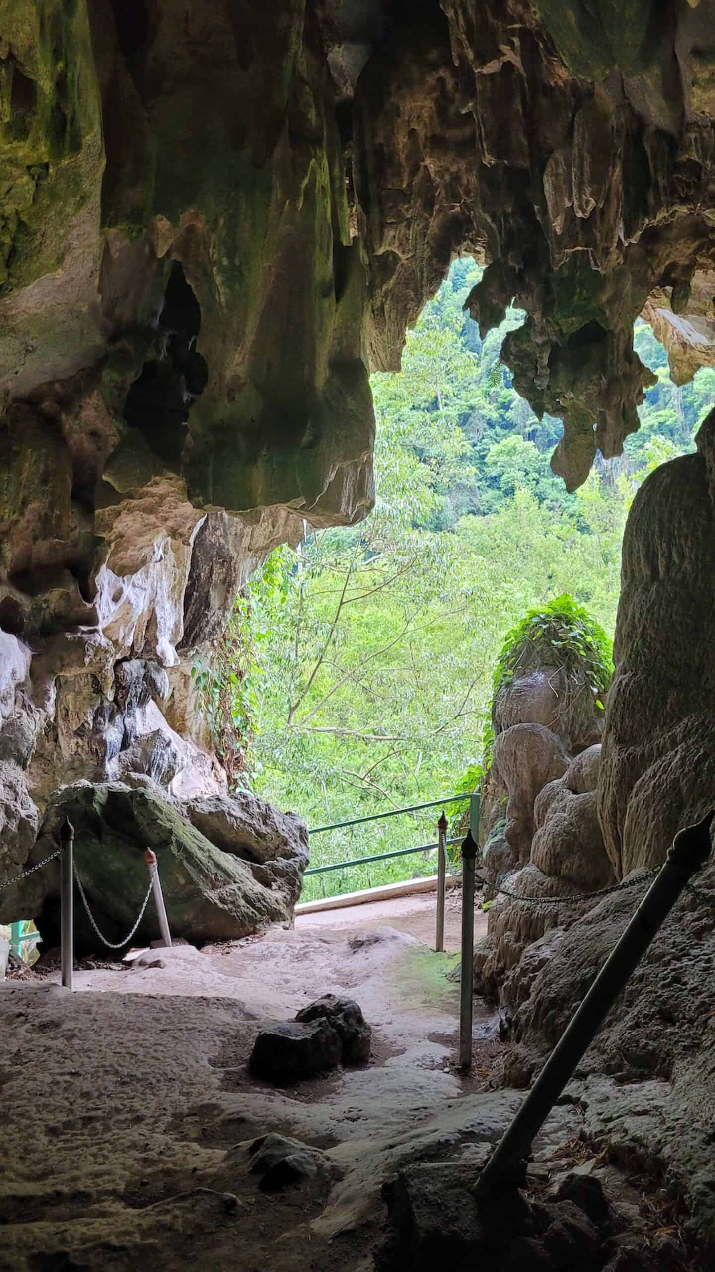 Nong Khiaw Laos Pakhok grotten
