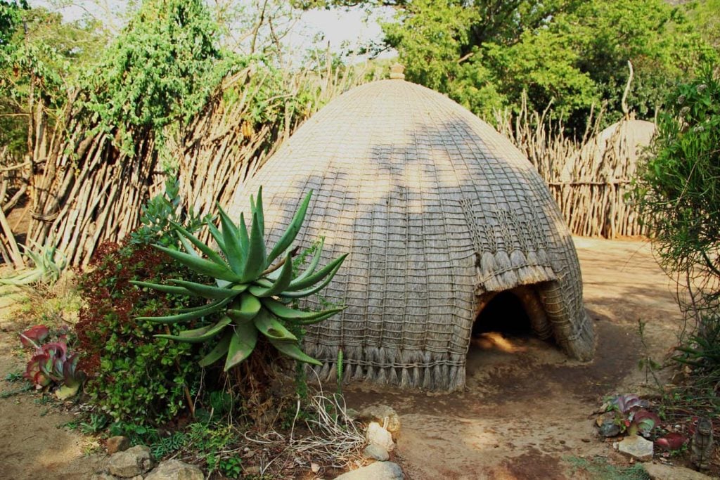 mantenga cultural village