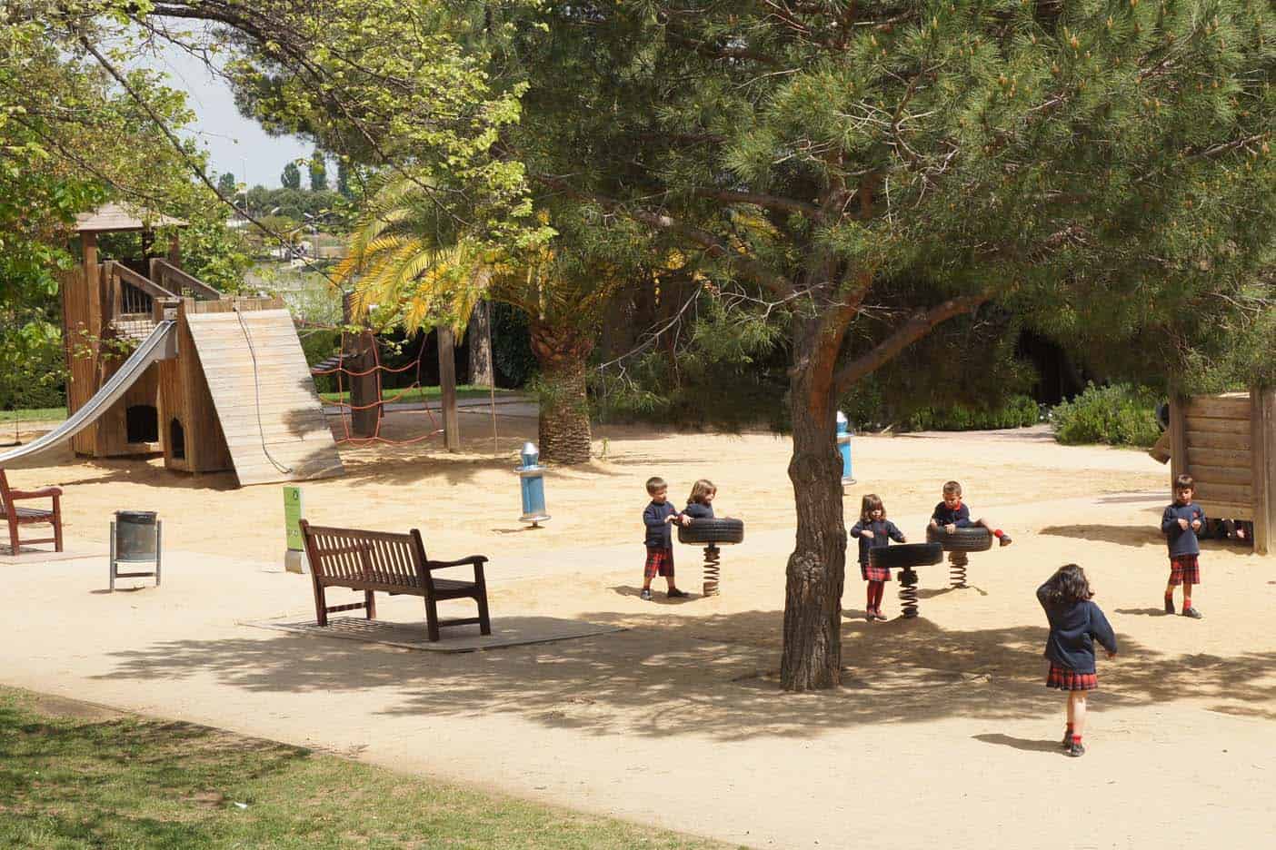 Barcelona met kinderen Park La orta Labyrinth