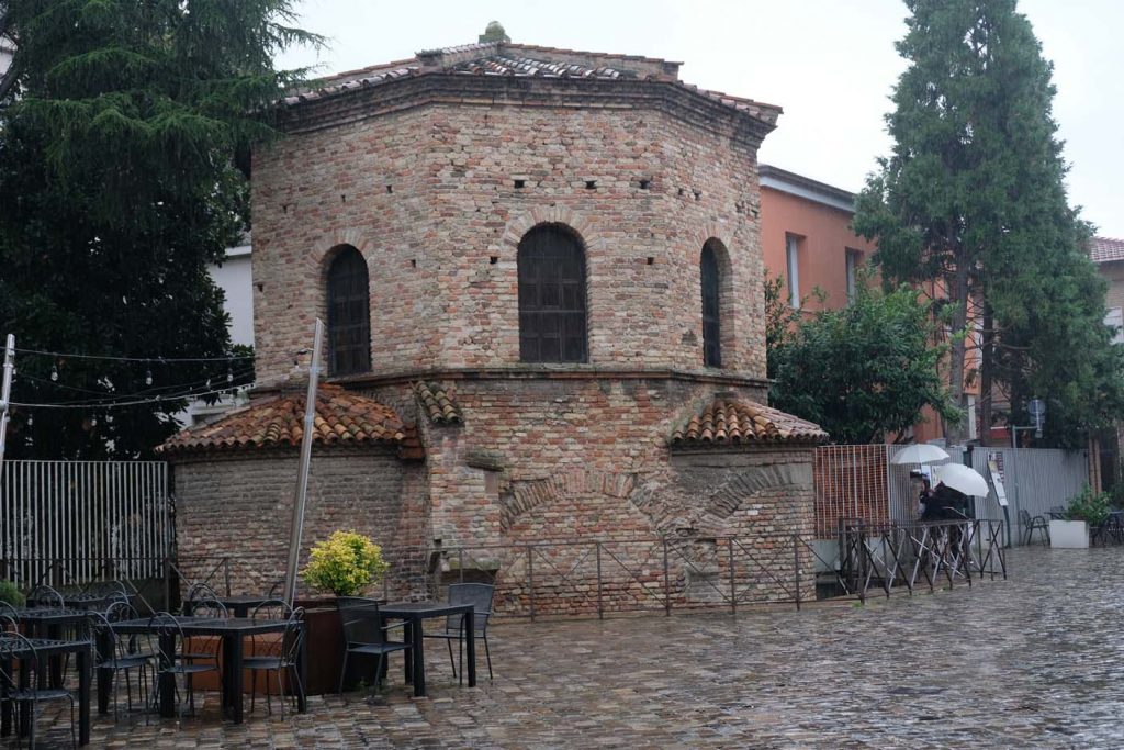 ravenna arian baptistery