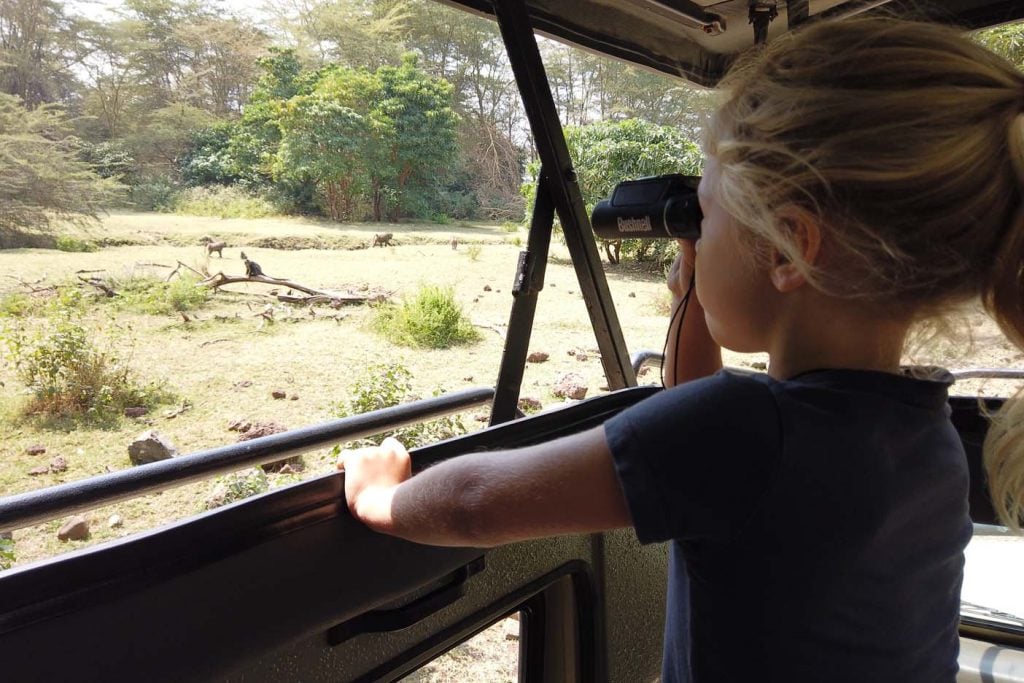 safari tanzania met kin verrekijker