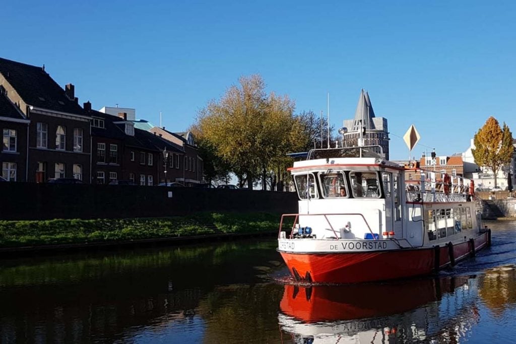 Rondvaart over de Maas(plassen) met Rederij De Corporaal 