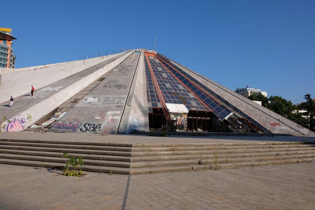 Piramide Tirana