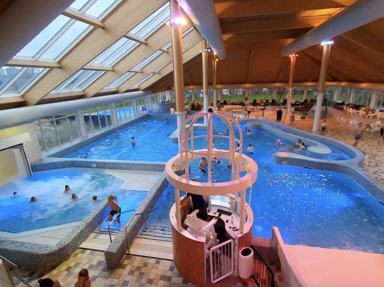 Kindvriendelijke hotels en vakantieparken Texel met met zwembad - Gezin