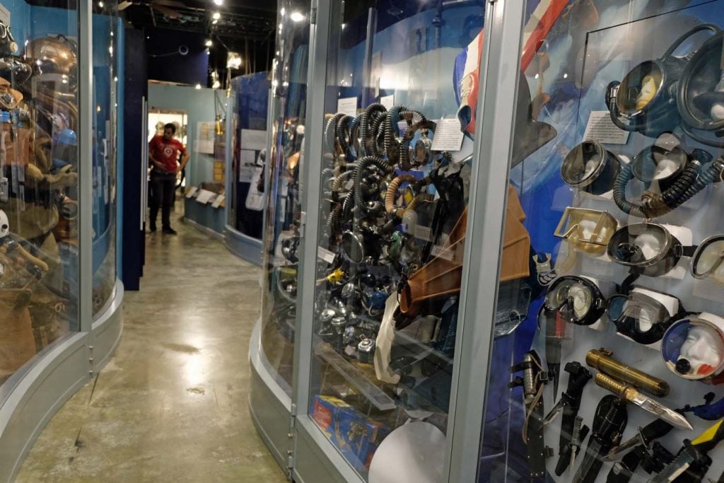 History of Diving Museum 