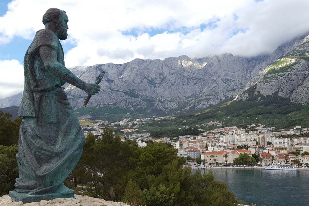 makarska standbeeld