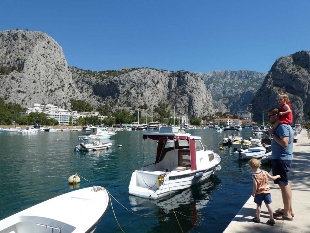 Omis