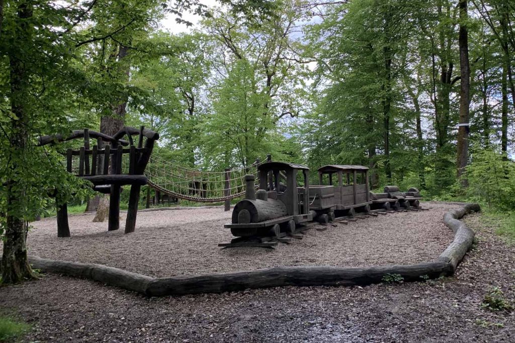 Educatieve wandeling en speelbos Parc Le'h