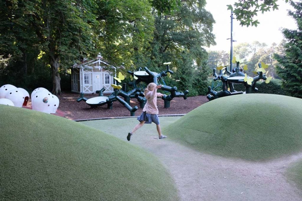 Slottsparken en waterfietsen  malmo