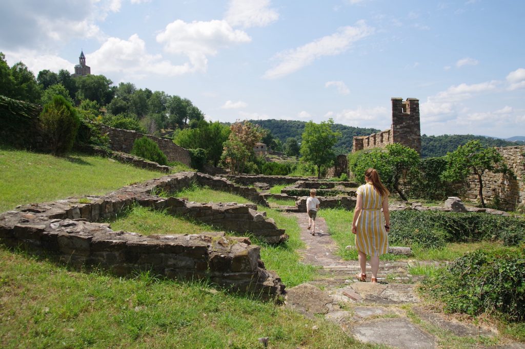 Bulgarie met kinderen Veliko Tarnavo