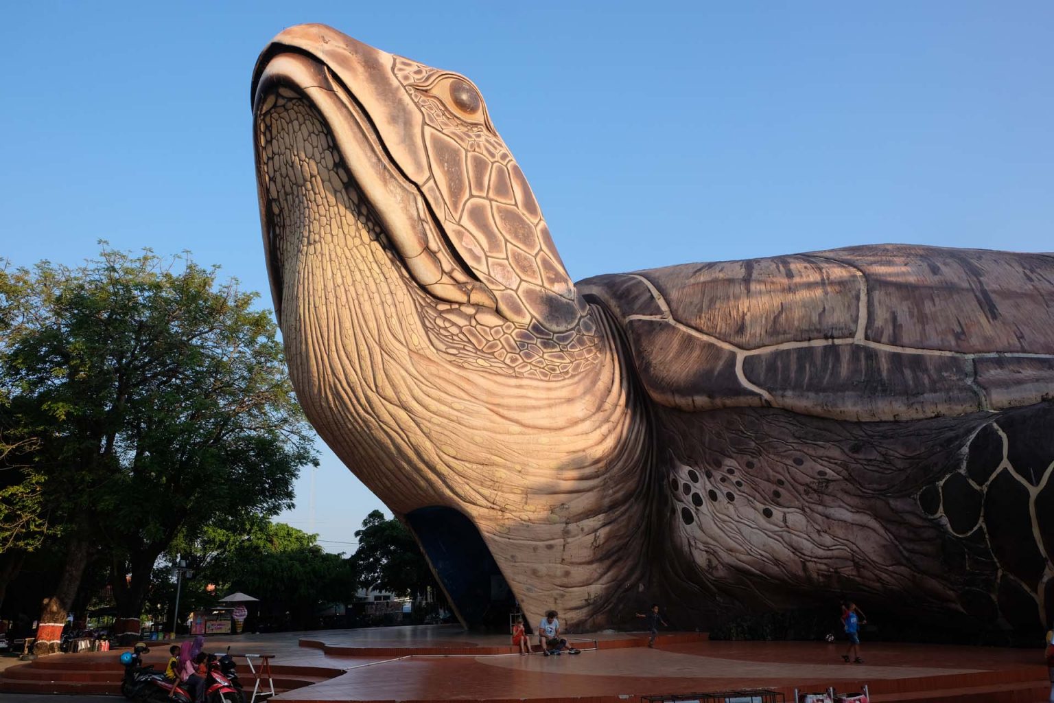 Wat te doen in Jepara, behalve de boot naar Karimunjawa Gezin op Reis