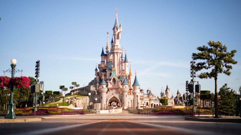 Disneyland hotel