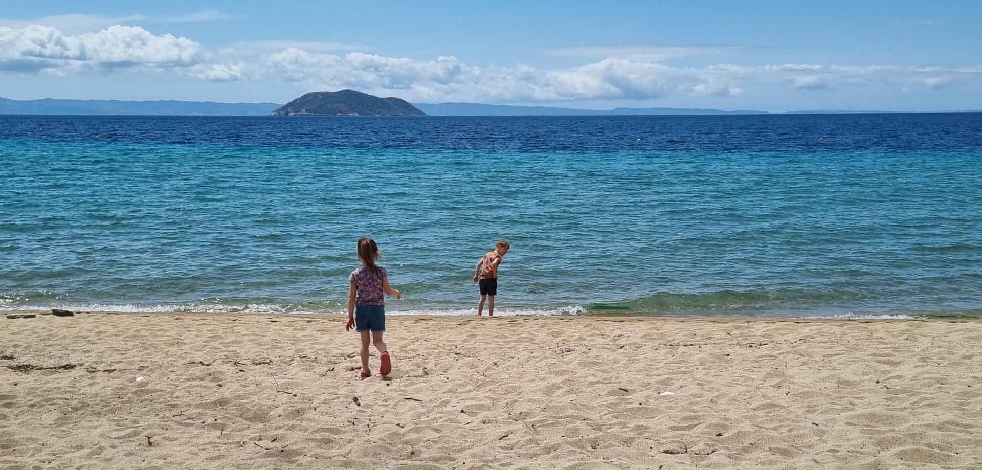 Halkidiki met kinderen: prachtige kusten en natuur