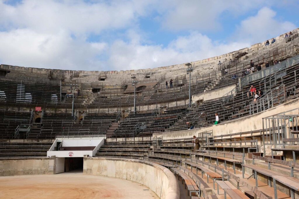 Nimes met kinderen amfitheater