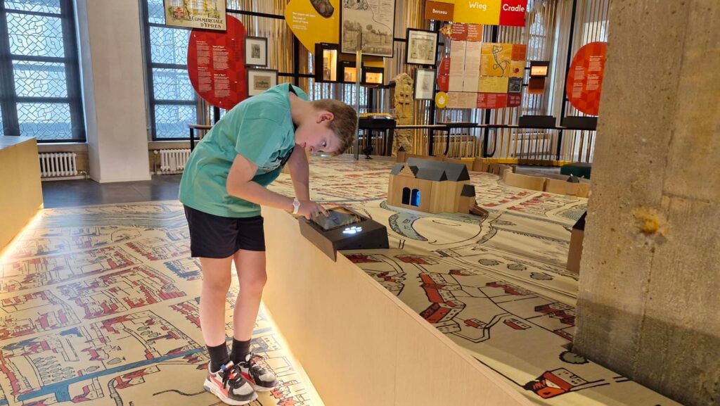 Yper museum