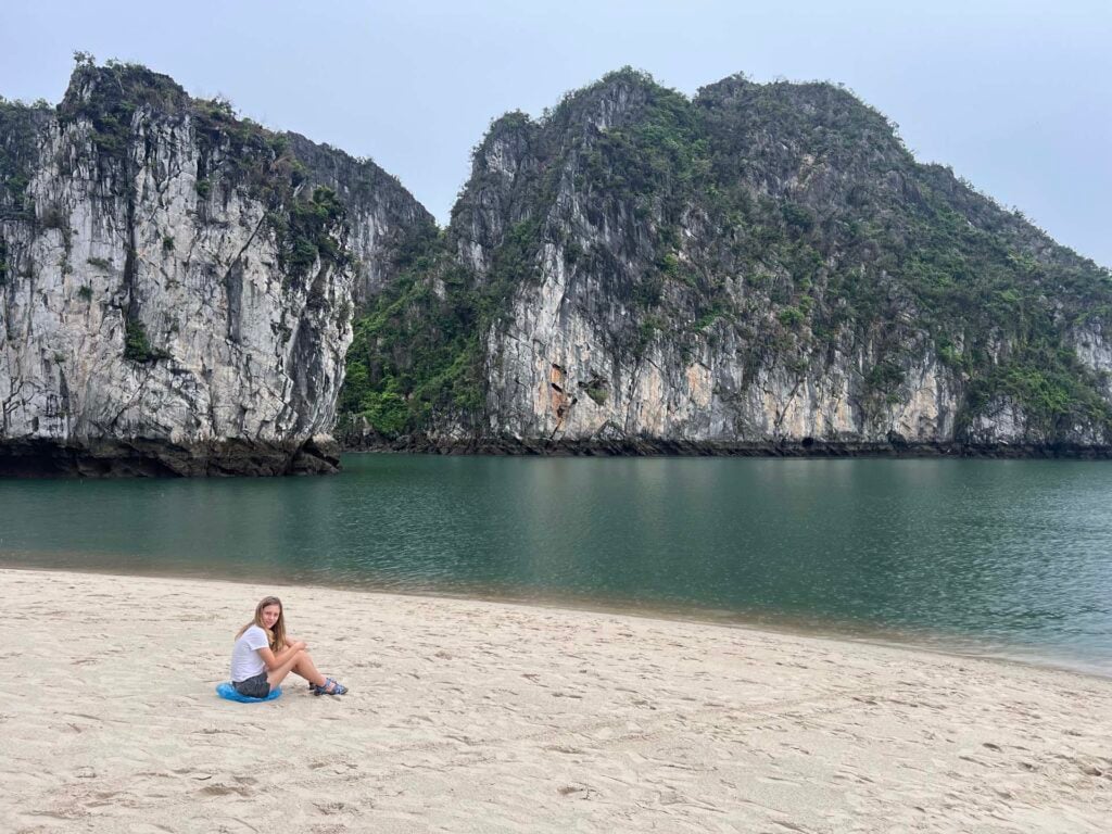 Bai Tu Long Bay
