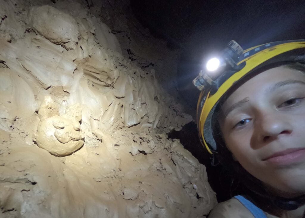Dark cave phong Nha