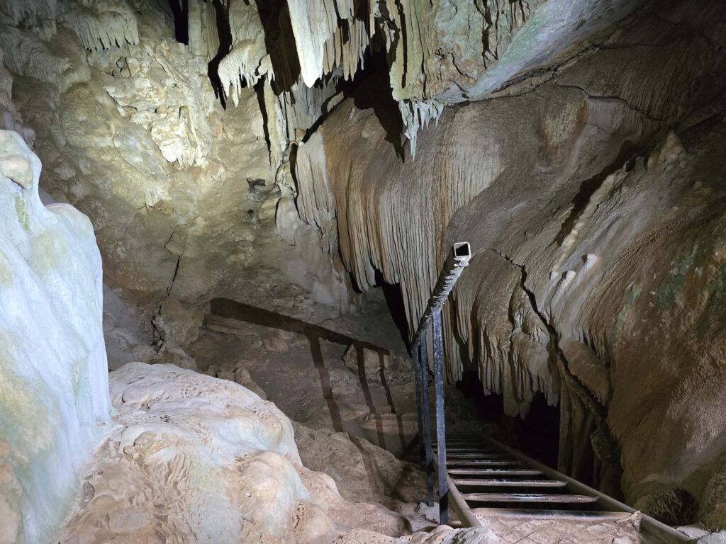Kaeo Cave