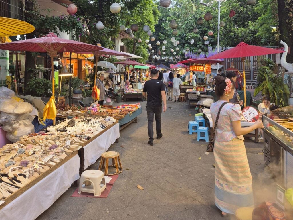 Xishuangbanna avond markt
