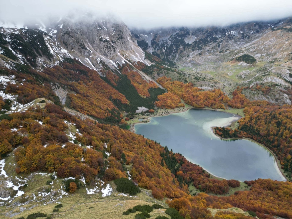 Trnovačko Jezero